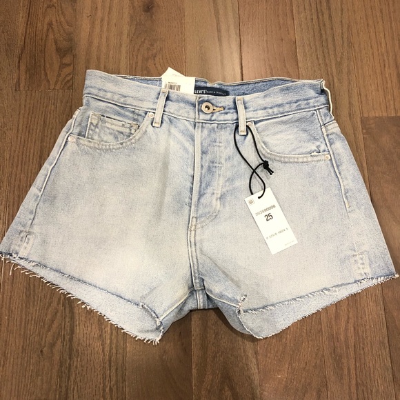 LEVI'S MADE & CRAFTED CHEEKY LIGHT BLUE HIGH SHORT - Picture 3 of 8